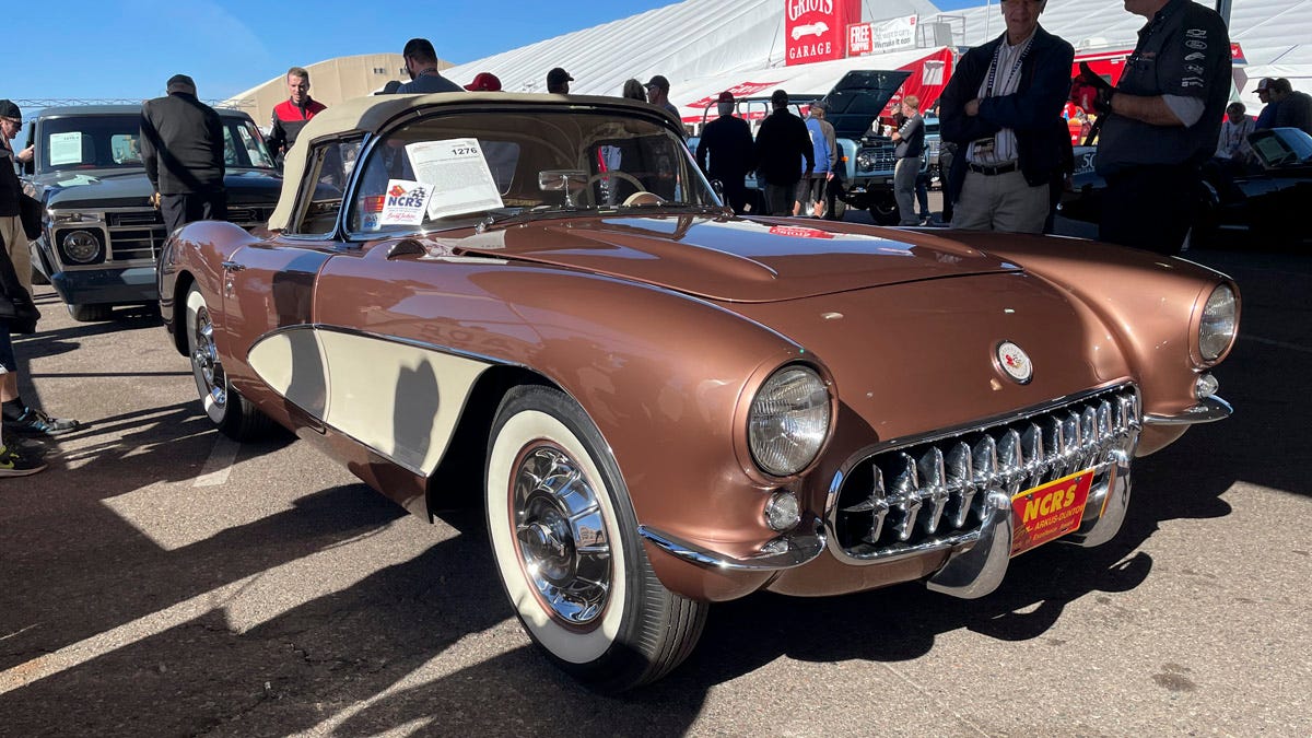 Classic Corvette at Barrett-Jackson Scottsdale Auction 2022